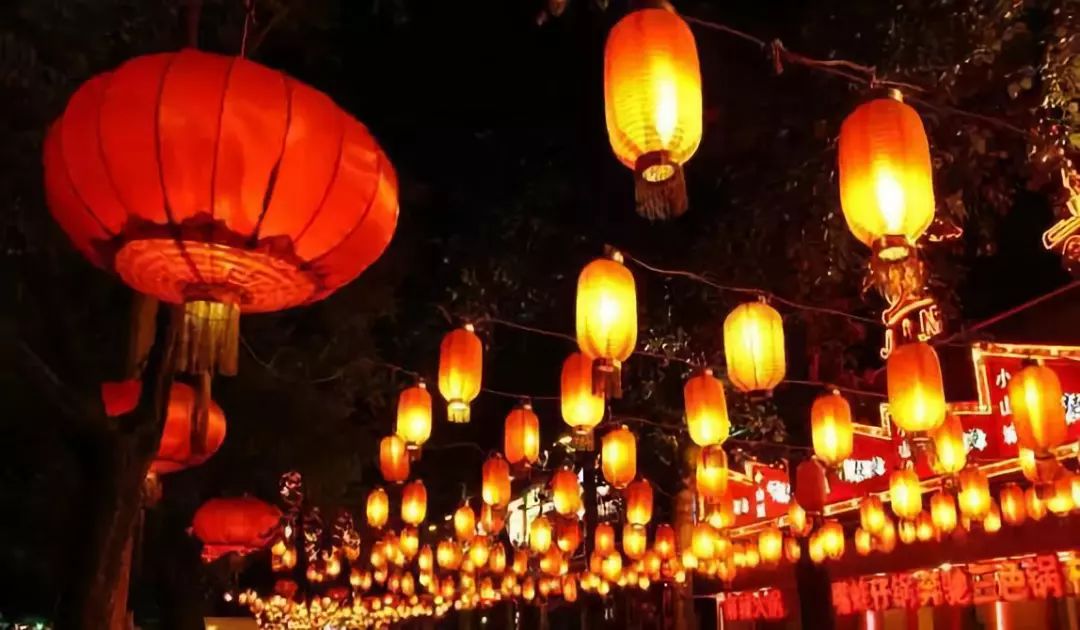 今天中秋，你想家了吗？，中秋思乡情，家的温馨与远方的期盼