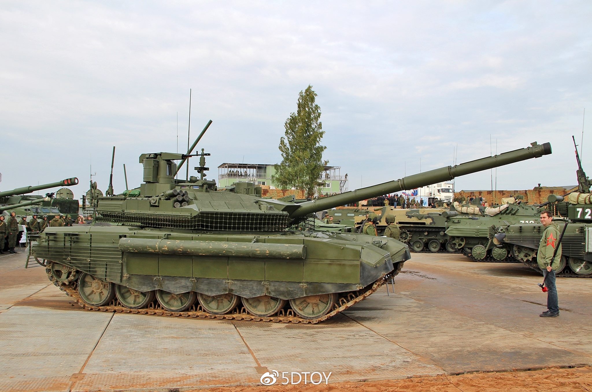 T80BVM阿廖沙车组，传奇车组的诞生与冒险之旅，T80BVM阿廖沙车组，传奇诞生与冒险之旅