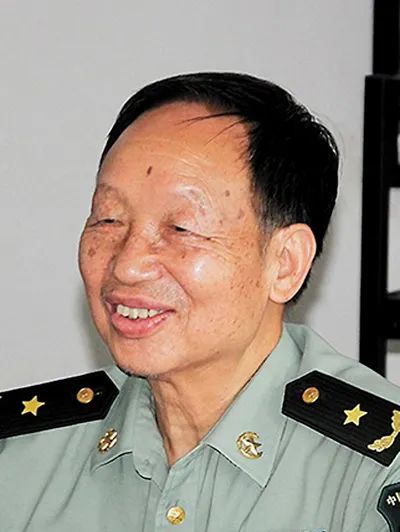国防军事先进人物，闪耀的星光，引领时代的力量，国防军事先进人物，时代引领者，闪耀星光的力量