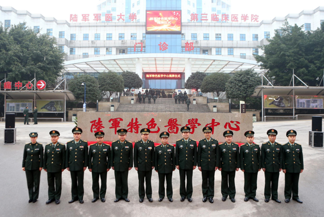 石家庄陆军军医大学女兵方队，新时代巾帼英雄的骄傲与荣耀，石家庄陆军军医大学女兵方队，新时代巾帼英雄的荣耀与骄傲