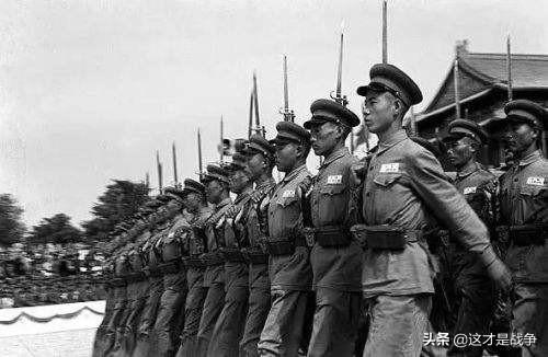 探索中国陆军85式军服全套样式图片，中国陆军85式军服全套样式详解图片展示