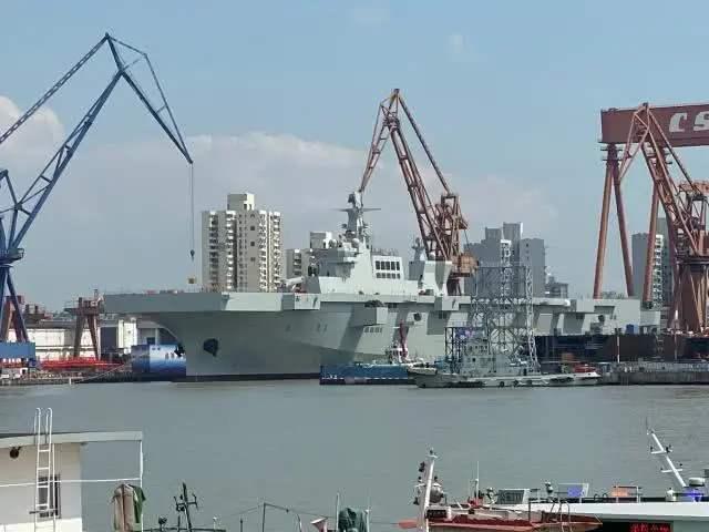 关于我国海军舰艇071型船坞运输舰的服役数量解析，我国海军舰艇071型船坞运输舰服役数量解析