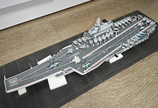 手工航空母舰模型，探索精密工艺的无穷魅力，手工航空母舰模型，精密工艺的无限魅力探索