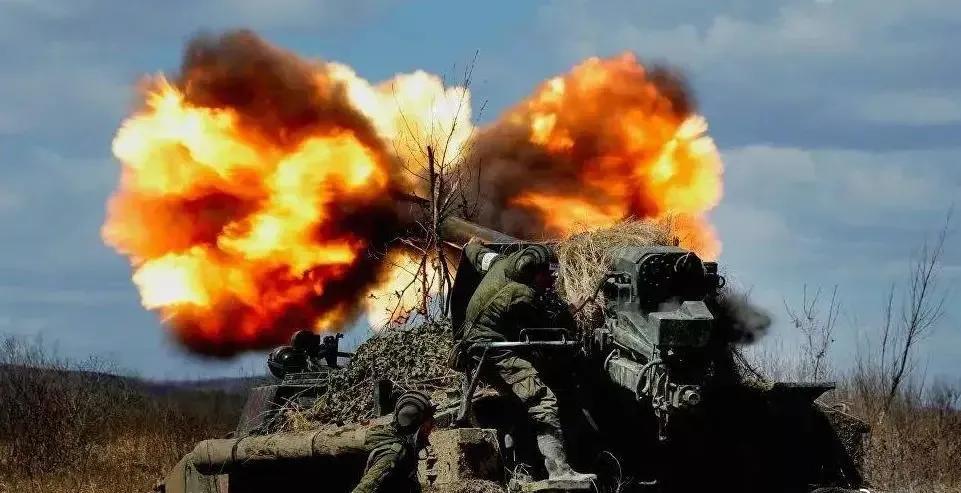 俄乌最大军事冲突恐将到来,一场潜在的危机与全球影响,俄乌军事冲突升级在即,潜在危机与全球影响分析