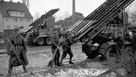 新型武器,改变战争面貌的革新力量,新型武器,革新力量重塑战争面貌