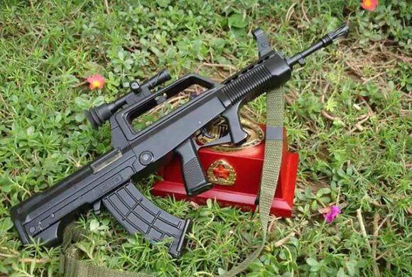 中国部队枪械装备概览,武器的选择与图片展示,中国部队枪械装备全景,精选武器选择与图片展示
