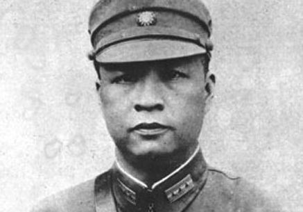集团军总司令与战区司令长官，职位高低之探讨，集团军总司令与战区司令长官，职位等级与权责探讨