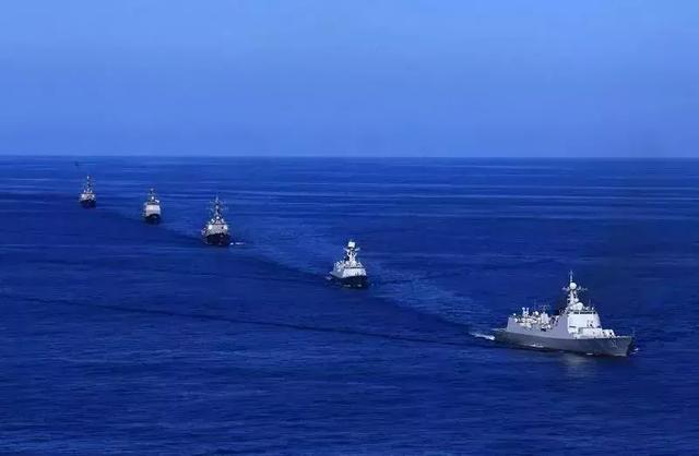 海军第一次环球航行,开辟新时代的航海壮举,海军首次环球航行,航海新时代的壮丽里程碑