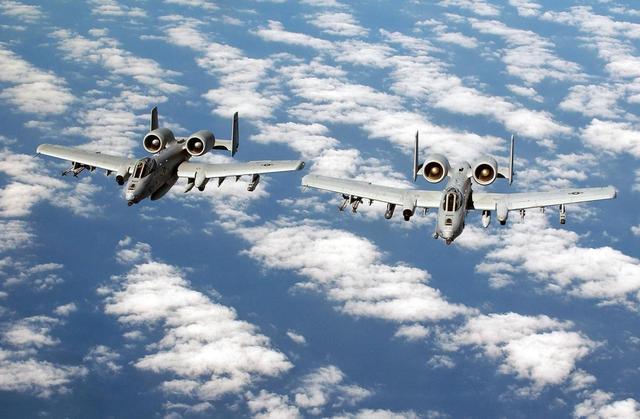 A-10攻击机的穿甲能力，强大的战斗力量与卓越的作战性能，A-10攻击机的穿甲能力与卓越战斗性能解析