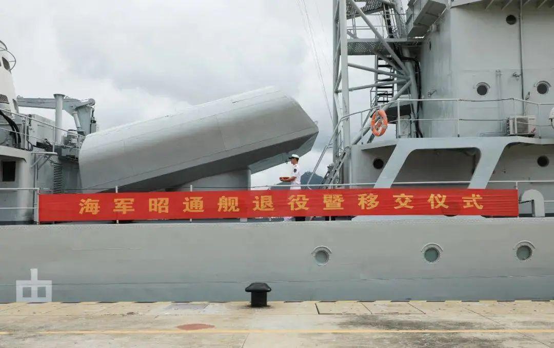 揭秘中国海军的巨舰之星——534军舰,揭秘中国海军巨舰之星,534军舰的传奇故事