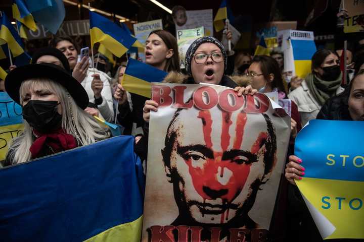 俄罗斯多地爆发反战抗议,民众呼声与深层动因分析,俄罗斯多地反战抗议浪潮,民众呼声与深层动因探究