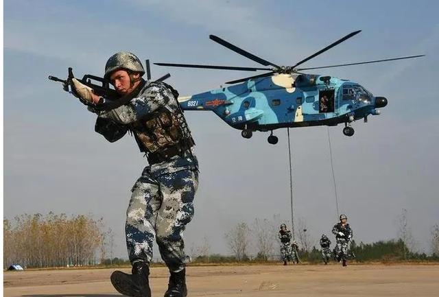 空降兵第15军军长,铁血英雄的传奇人生,铁血传奇,空降兵第15军军长的人生轨迹