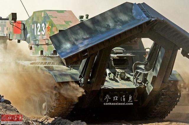 中国新型装甲抢修车,重塑战场机动维修的未来,中国新型装甲抢修车,重塑未来战场机动维修新篇章
