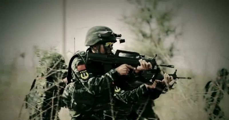 当兵陆军好还是武警好,一个关于军事选择的深度探讨,军事选择深度探讨,陆军与武警的选择优劣对比