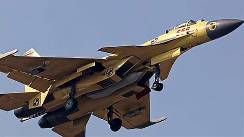 歼-15与大黄蜂，空中力量的交汇与对比，歼-15与大黄蜂，空中力量交汇与对比研究