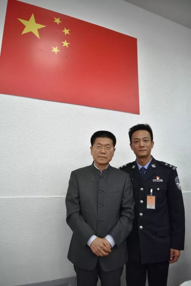 党飞在国安局的地位与待遇探究,党飞在国安局的地位与待遇深度解析