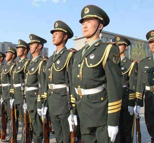 揭秘中国十大军级空军基地,战略支点与力量投射的完美结合,中国十大军级空军基地揭秘,战略支点与力量投射的协同之力