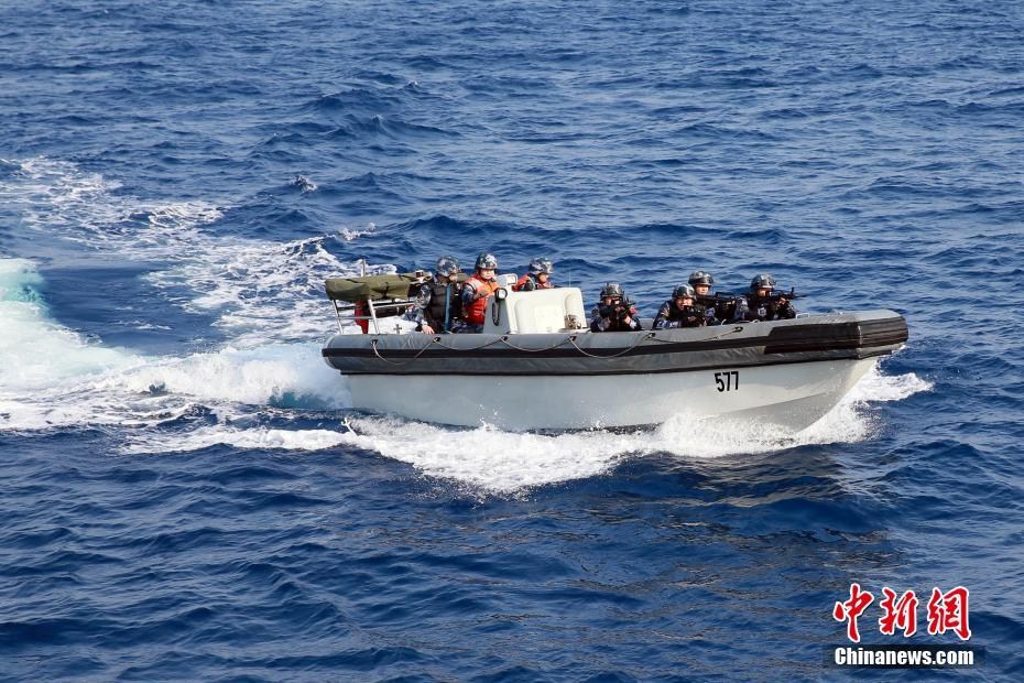 中国海军打击海盗行动,2022年的关键战役与策略分析,中国海军打击海盗行动,2022年关键战役与战略解析