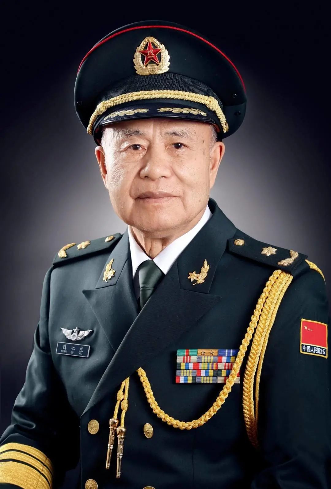 海军梁长福其人,海军将领梁长福的传奇人生