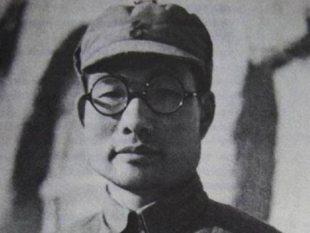 新中国第一任海军司令员,萧劲光的卓越领导与海军建设的辉煌篇章,萧劲光,新中国海军建设的卓越领导与辉煌篇章