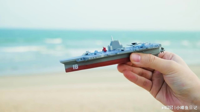 辽宁号梦想号航空母舰模型——探索海洋霸主的梦幻之旅，辽宁号航空母舰模型——海洋霸主梦幻探索之旅