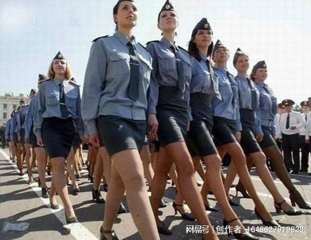 中国女兵身材照片,展现力量与柔美的完美结合,中国女兵身材照片,力量与柔美的完美融合