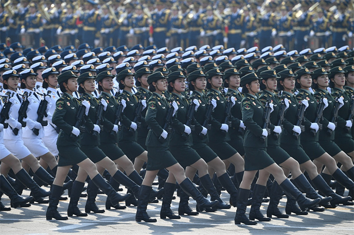 七十周年阅兵空军方队介绍，空军方队亮相七十周年阅兵盛典