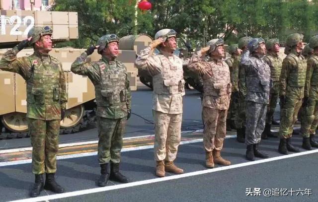 关于我国军队配发21式迷彩的探讨，我国军队21式迷彩配发的探讨与分析