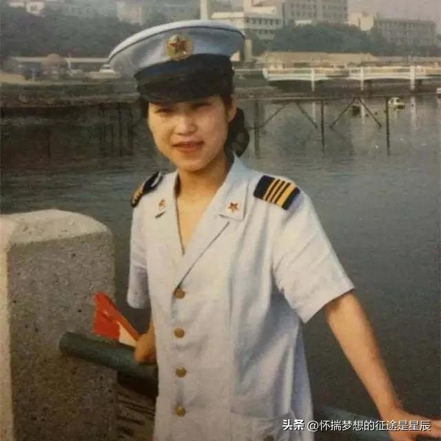 海军成立74周年纪念日，回顾与前瞻，海军成立74周年纪念日，回顾辉煌历程，前瞻未来展望