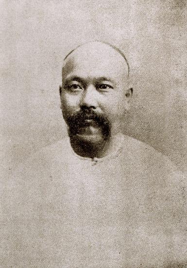 揭秘福建号航母的舰长身份，一位海军精英的崛起之路，揭秘福建号航母舰长身份，海军精英的成长与崛起之路