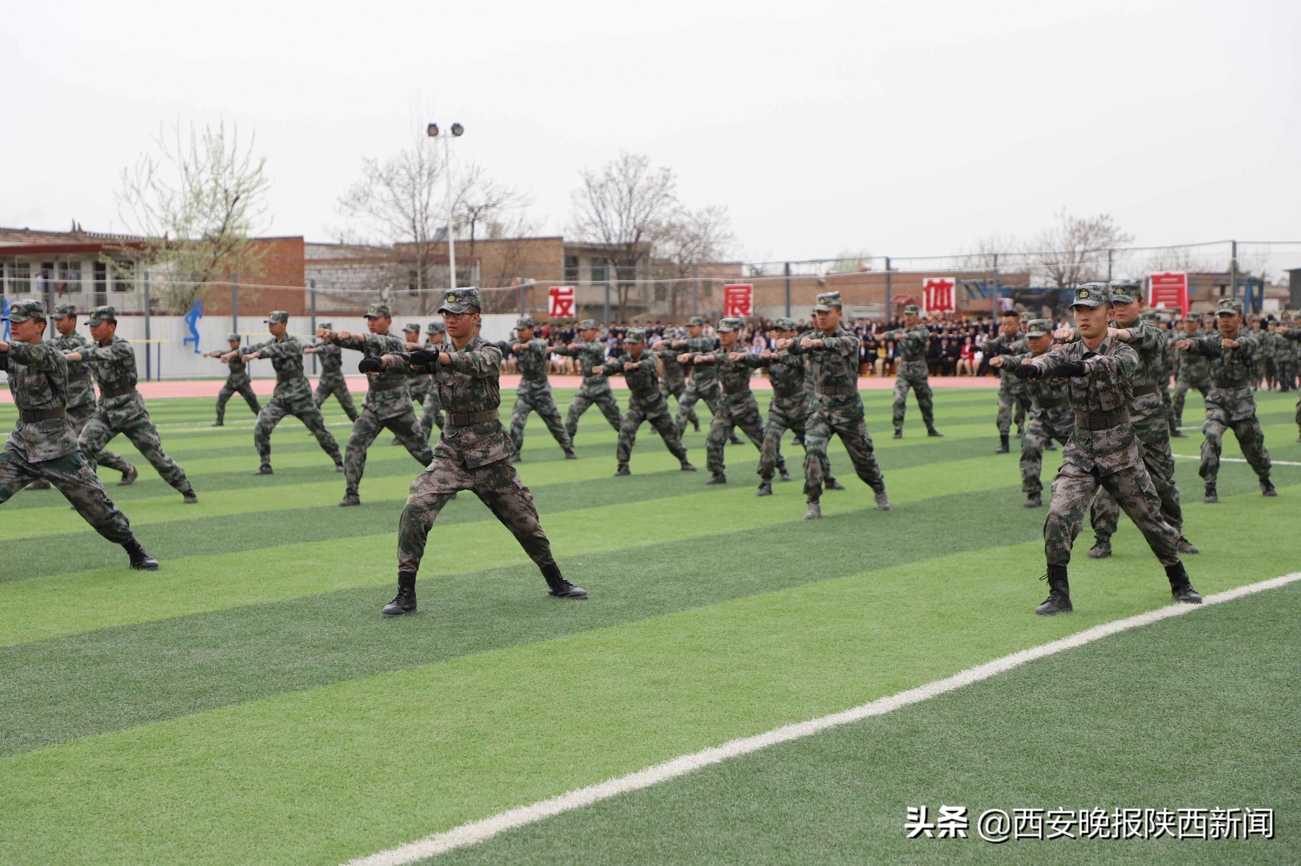 荣耀之歌，2019国庆大阅兵进行曲，荣耀之歌，2019国庆大阅兵震撼进行曲