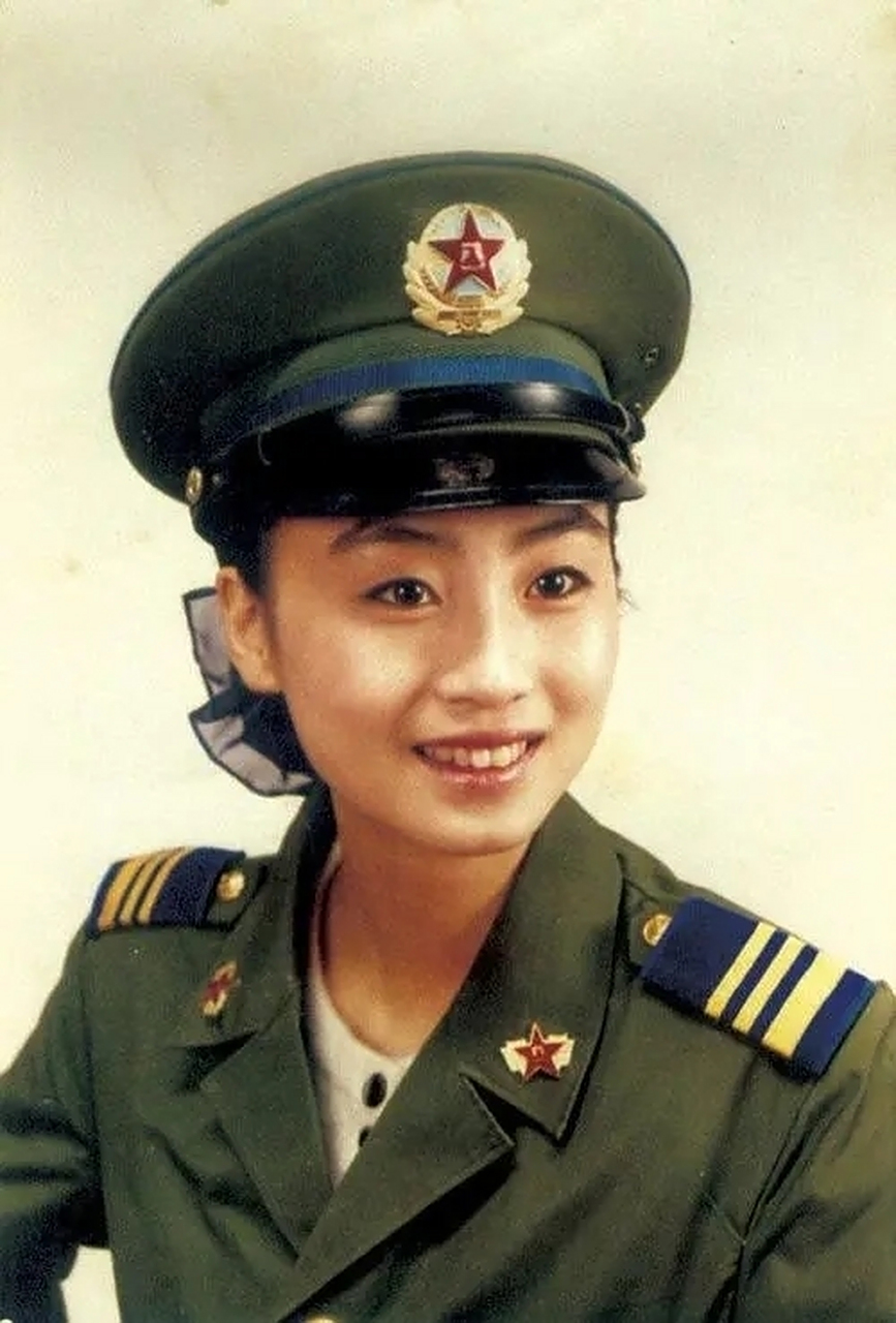 九十年代中国女兵照片，时代印记与女性力量的见证，九十年代女兵照片，时代印记中的女性力量风采