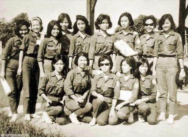 中国女兵在越南视频网站，展现力量与荣耀，中国女兵在越南视频平台展现力量与荣耀风采