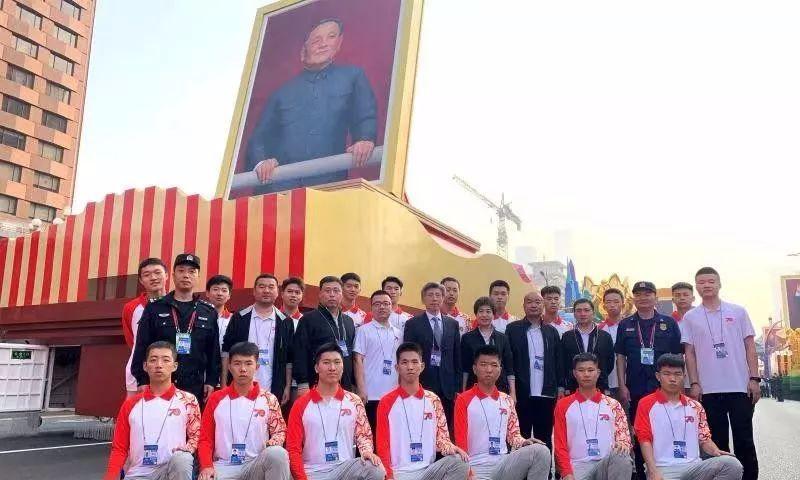 荣耀时刻，阅兵压轴方阵的壮丽风采——纪念中华人民共和国成立七十周年阅兵盛典，纪念中华人民共和国七十周年阅兵盛典，压轴方阵壮丽风采展现荣耀时刻