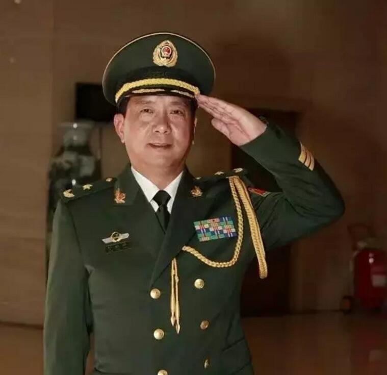 丁晓兵，一位时代标杆的奋进者——2021年的观察与解读，丁晓兵，时代标杆的奋进者——2021年深度观察与解读