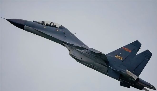 中国空军歼-16战机的崛起与影响，中国空军歼-16战机的崛起及其国际影响