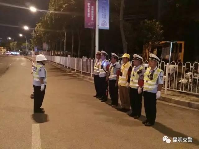 昆明舰护航，中国海军力量的骄傲，昆明舰护航，中国海军力量的荣耀展现