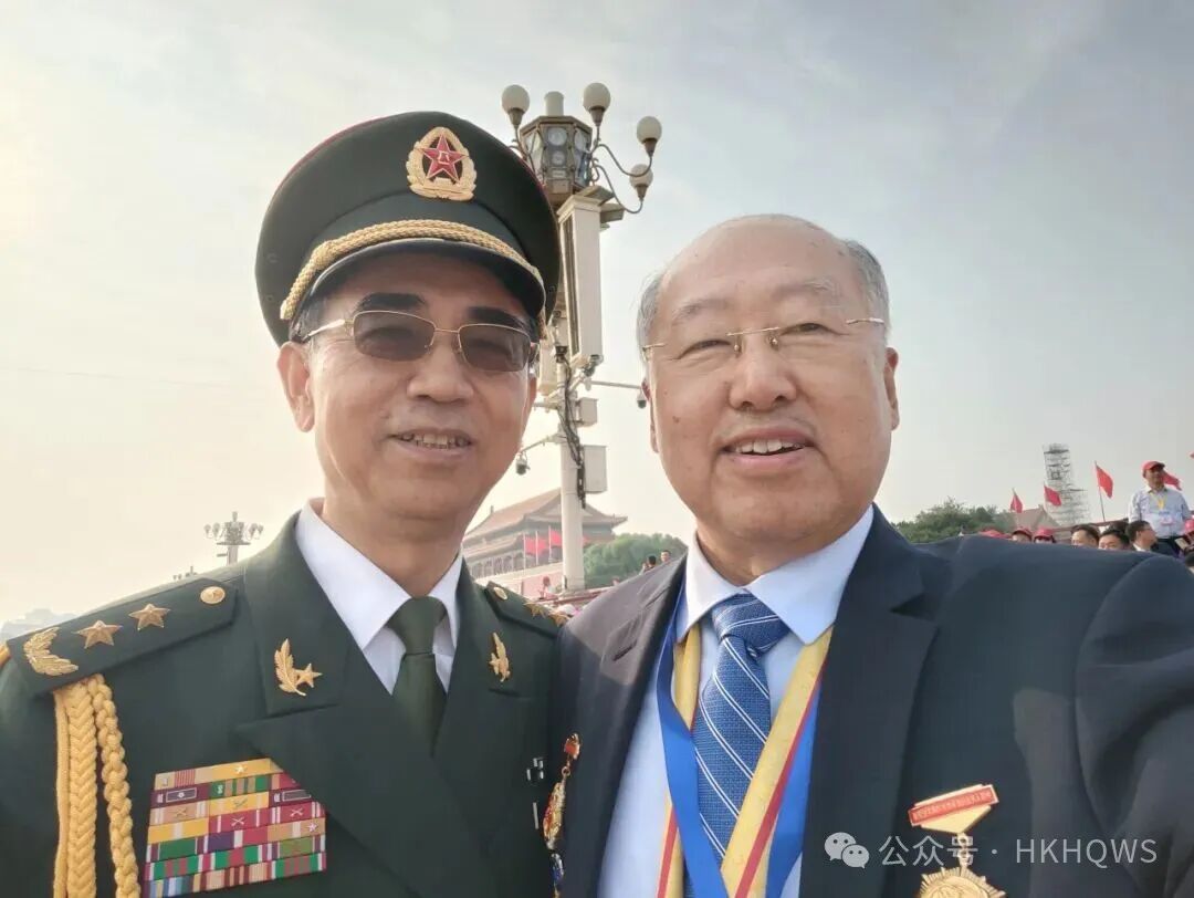 丁晓军将军的儿子，成长与传承的荣光，丁晓军将军之子，荣光的成长与传承