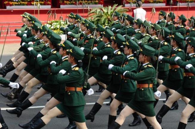 90年代中国女兵方队，时代的风采与力量的象征，90年代中国女兵方队，时代风采与力量的永恒象征