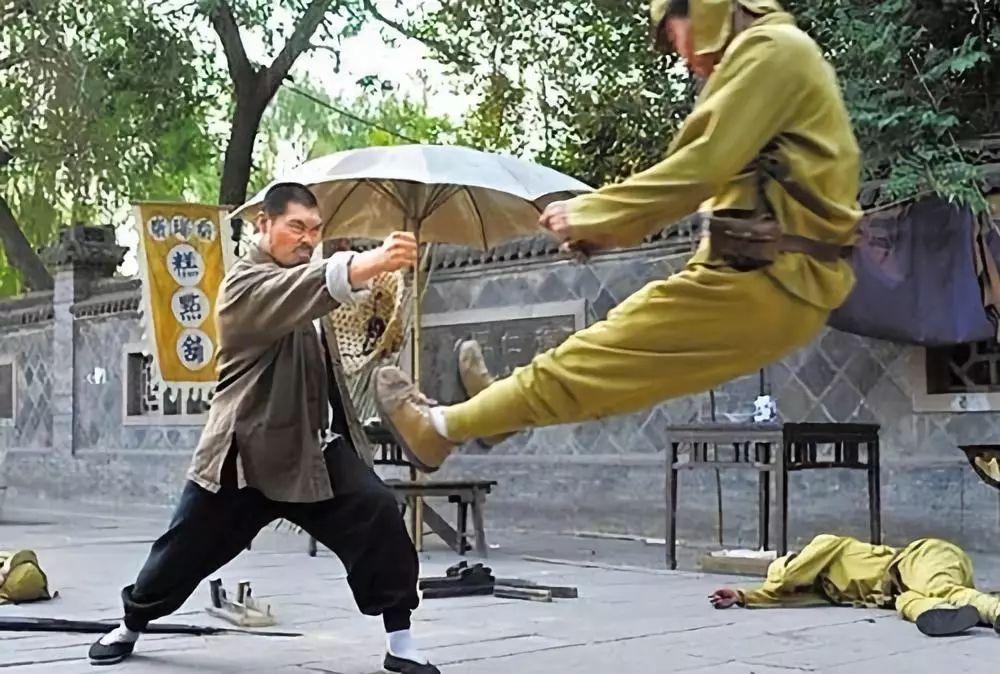 暴走大事件裤裆藏雷，一场荒诞与真实的交织，暴走大事件裤裆藏雷，荒诞与真实的交织之夜
