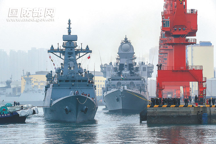 人民海军成立七十载，辉煌历程与未来展望，人民海军七秩辉煌，历程回顾与未来展望