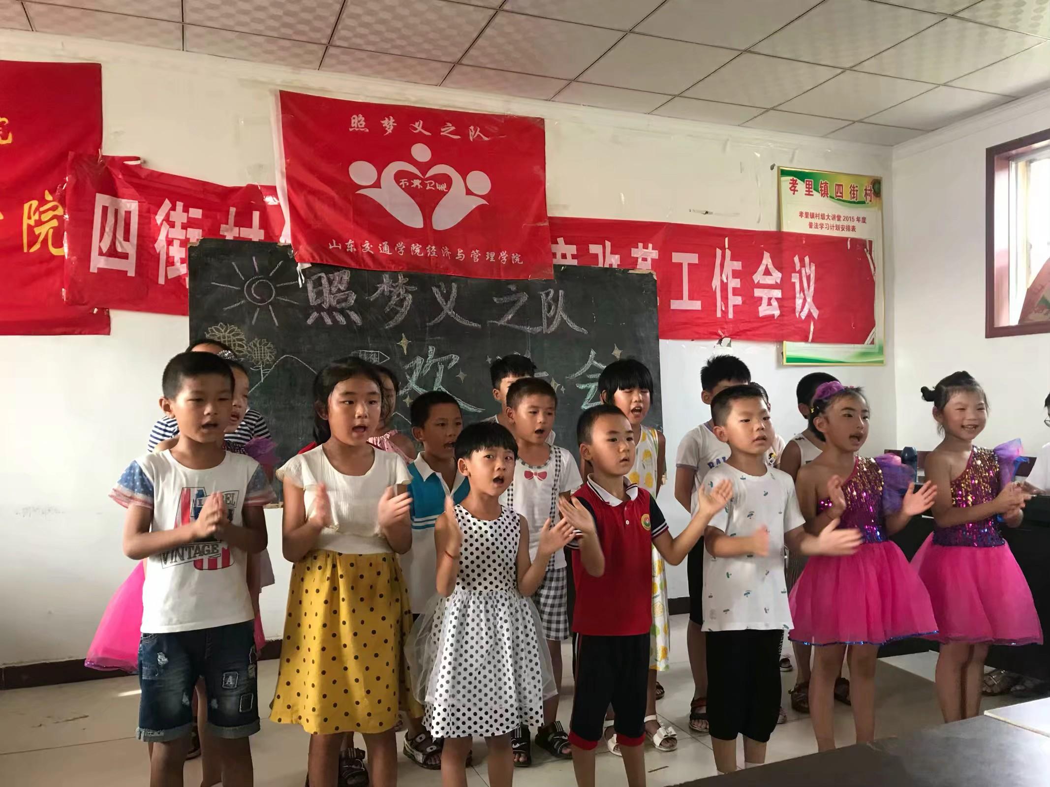 歌曲打靶归来合唱，团结的力量与青春的记忆，歌曲合唱打靶归来，团结的力量与青春记忆之歌
