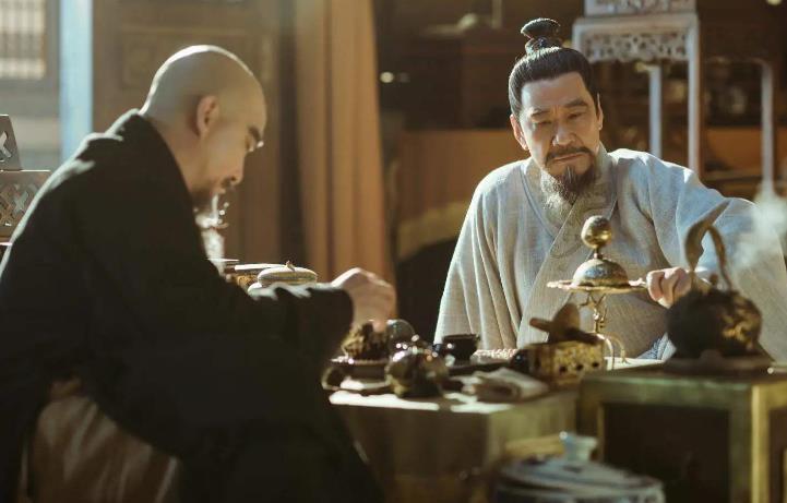 白小姐一码一肖与刘伯温的传奇故事，白小姐与刘伯温传奇故事揭秘