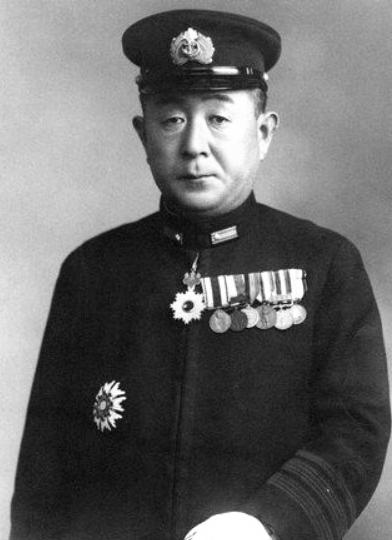 加贺号航空母舰舰长，英勇领航，铸就辉煌战史，加贺号航空母舰舰长领航，铸就辉煌战史传奇