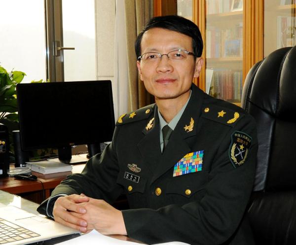 景海鹏晋升中将的传闻，真实与否的探讨，景海鹏晋升中将传闻的真相探讨