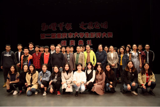 长津湖影评，历史与艺术的交织——大学生的视角（2000字），长津湖影评，大学生眼中的历史与艺术交织（2000字深度解析）