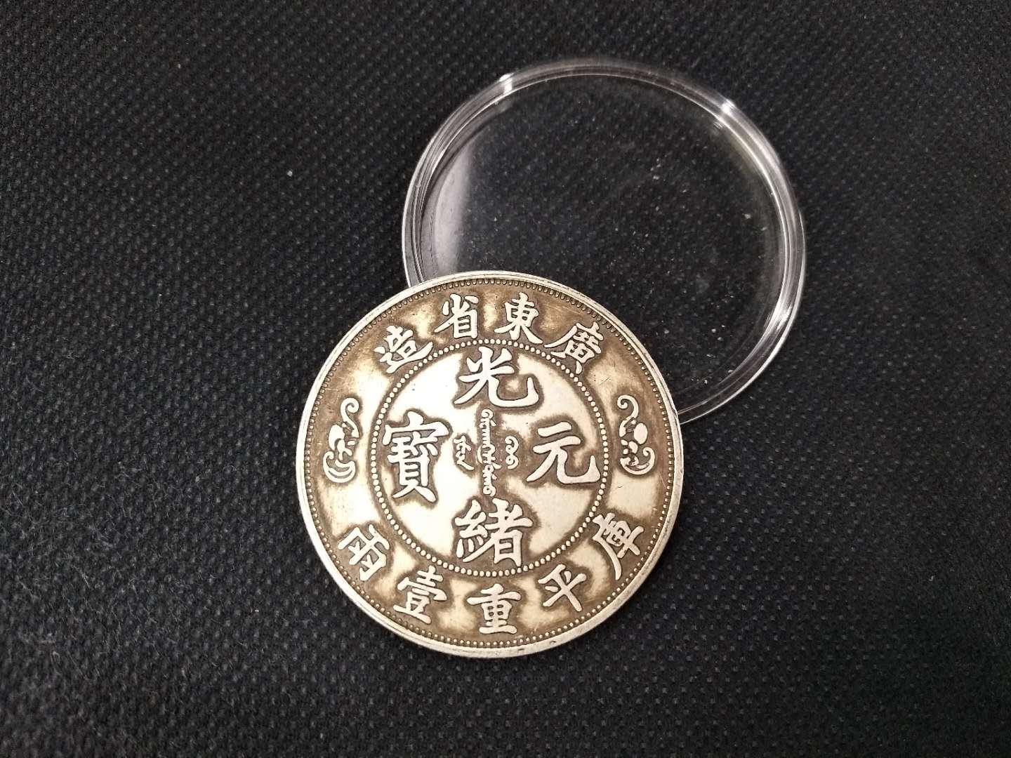 歼15战机在山东舰航母起降的辉煌历程，歼15战机在山东舰航母起降的辉煌历程揭秘