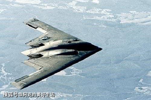 揭秘B-2轰炸机造价，一项巨大的军事投资，揭秘B-2轰炸机造价，巨额军事投资揭秘