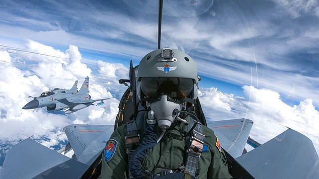 空军航空兵旅编制探析，空军航空兵旅编制深度解析