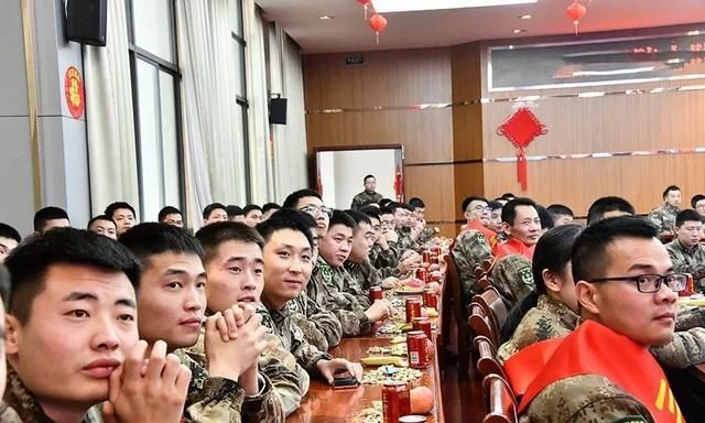解放军32120部队，英勇忠诚的钢铁长城，解放军32120部队，钢铁长城的英勇忠诚